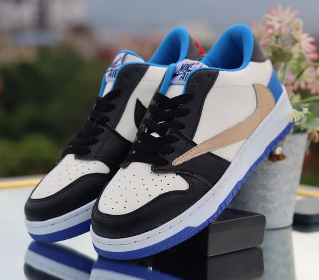 Air Legacy Low – Eclipse Blue Edition | Women’s Street Classics
