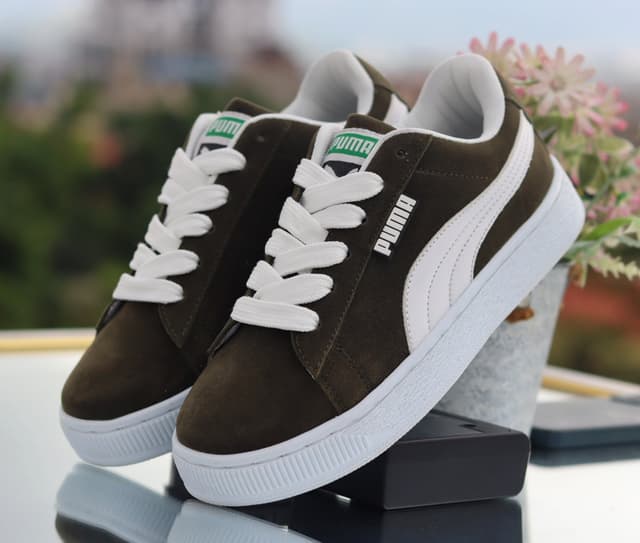 Classic Suede  Low – Olive Green/White Edition | Women’s Lifestyle Sneakers