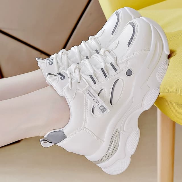 CloudStride  Elegant Korean Style  Women’s Spring 2025 Platform Sneakers – Lace-Up PU Leather with Comfortable Thick Vulcanized Sole