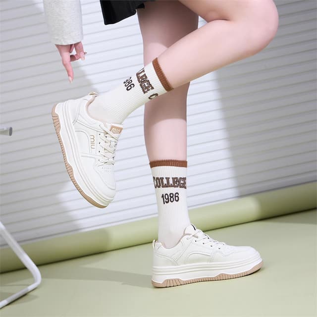 Ladies Casual Sneakers New Leather Autumn  Thick Sole Vulcanize Shoes Breathable Sport Walking Running Platform Flat Shoes