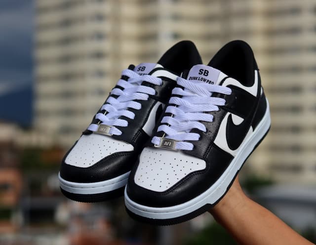 Stunning Women Sneakers Fashion Chunky Leather Sneakers Spring Autumn Casual Luxury Outdoor Running Shoes