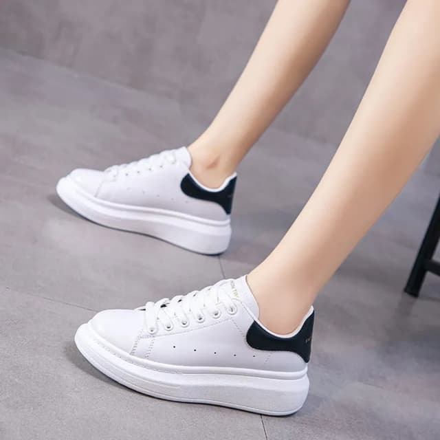 Women Sneakers Leather Shoes Spring Trend Casual Flats Sneakers New Fashion Comfort White Vulcanized Platform Shoes