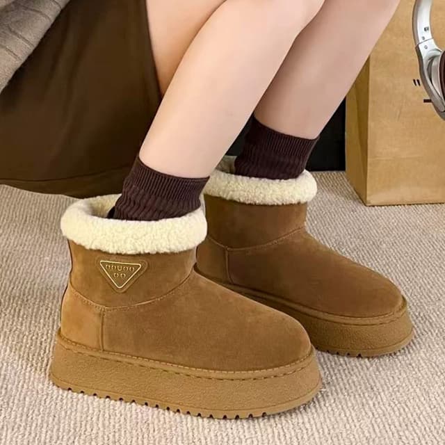 LuxeFrost Arctic Velvet – Premium Fur-Lined Suede Winter Boots for Women | Cozy, Stylish & Warm