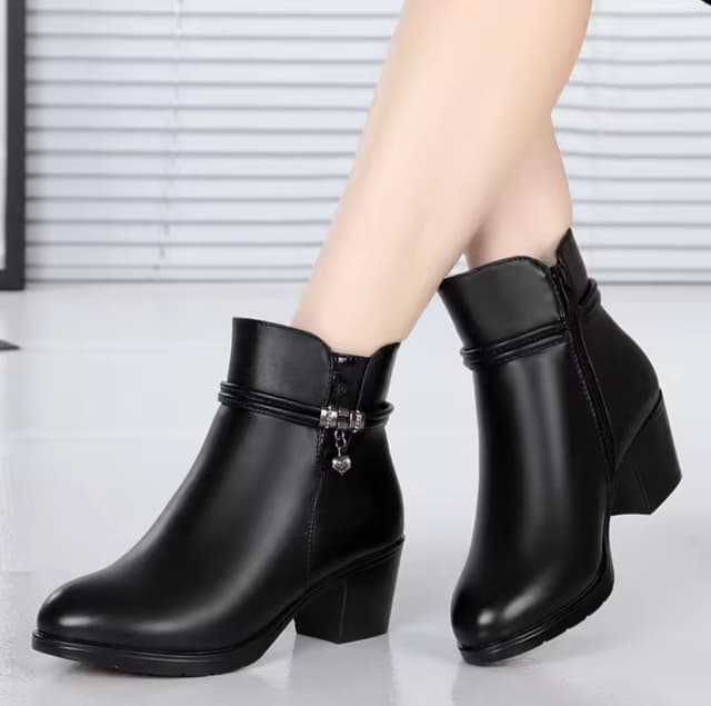 Soft Leather Mother Cotton Shoes Fashion Spring Winter Middle Heel Rhinestone Women's Snow Boots Comfortable Soft Sole Short Boot