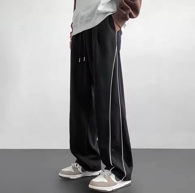 New Side Stripe Baggy Balloon Trauser Unisex Wear For Men