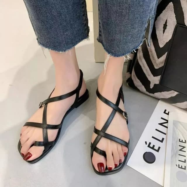 Luxury Flat New Gladiato Buckle Strap Fashion Sandal 2022 Flip Flops For Women's - Fashion | Women's Footwear |