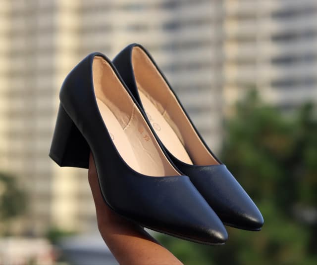 Women Pump Spring Shallow Mouth Thick Heels Square Soft Leather Classic Fashion Shoes