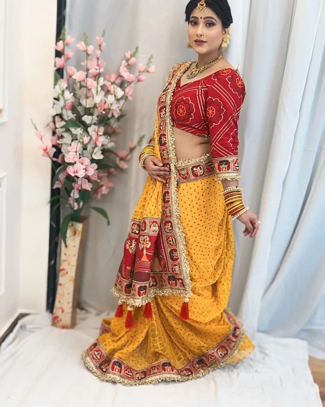 PURE VISCOSE YELLOW COLOUR GHARCHOLA SAREE 3