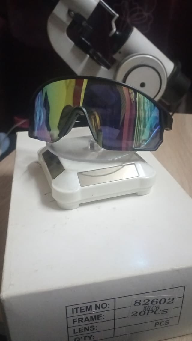 Sports sunglasses