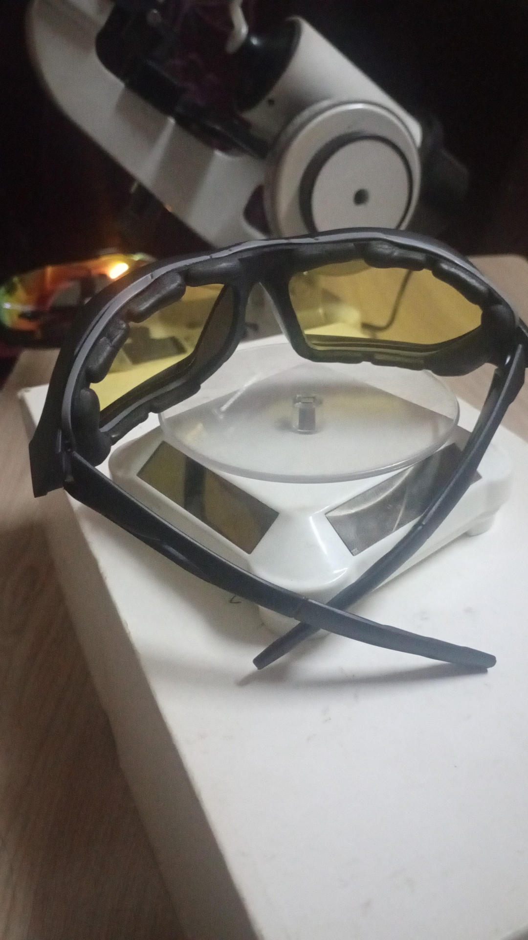 Curved nite drive sunglasses 1