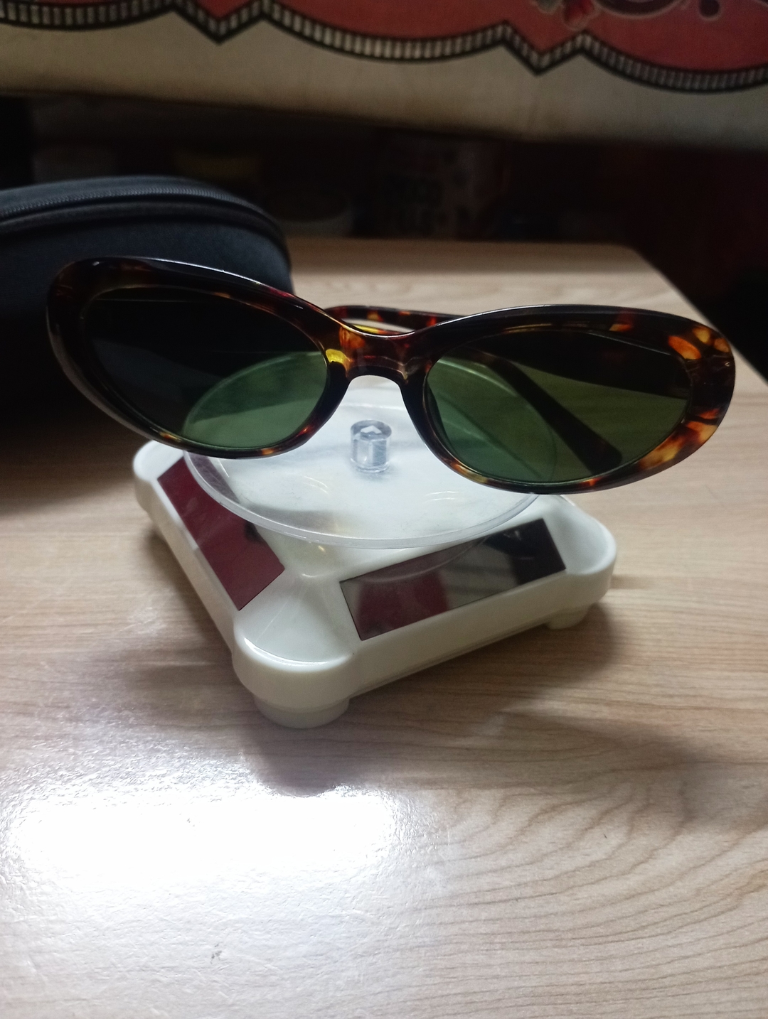 Oval printed sunglasses 2