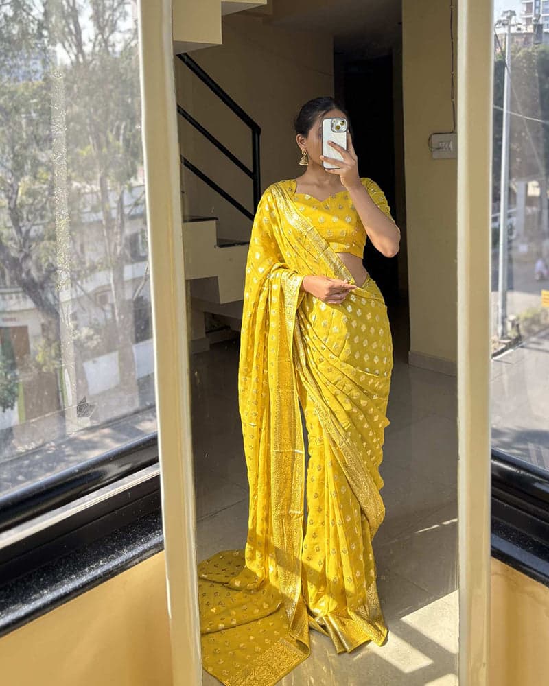Samridhi Collection Yellow Color Pure Viscose Georgette Saree 1