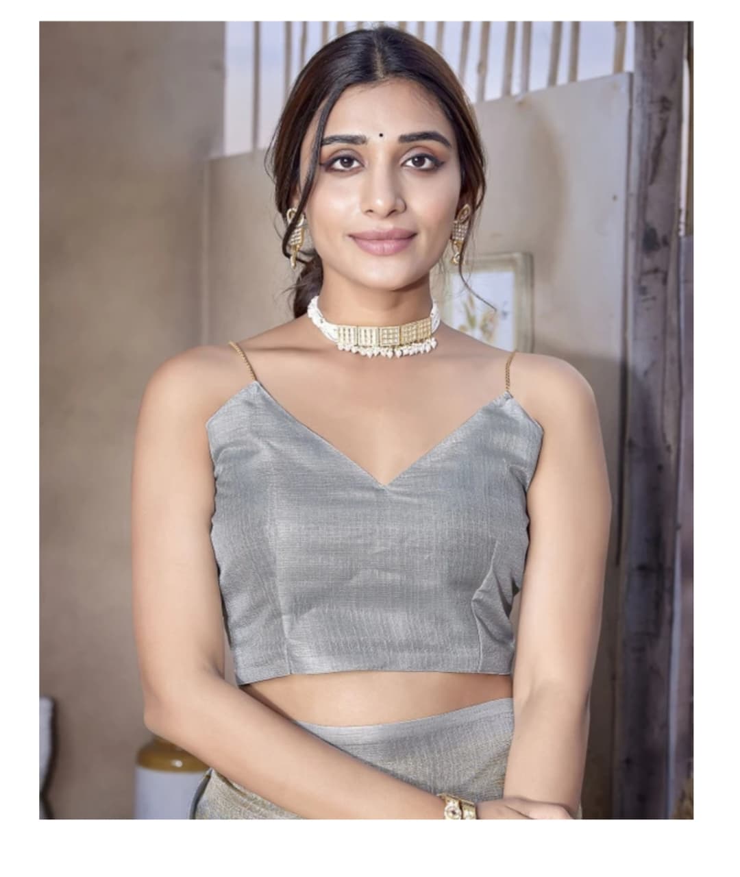 Awafu Floral Printed Art Silk Saree With Blouse 3