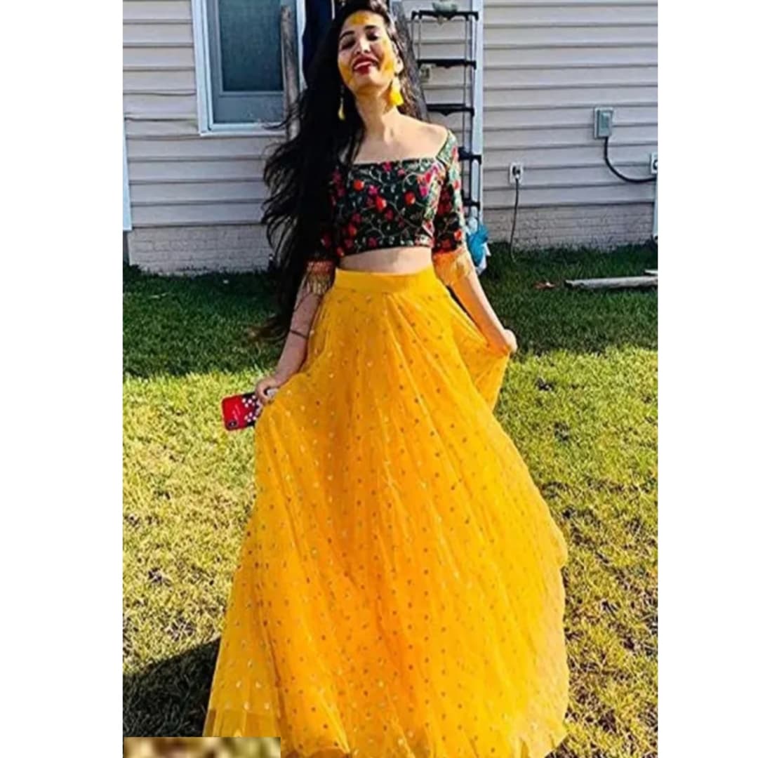Banita Voguish Women Lehenga Choli 2