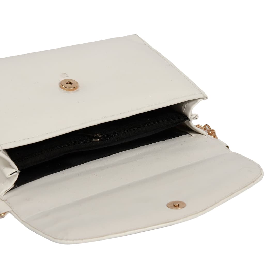 White Color Crossbody/Shoulder Bag With Chain For Women 3