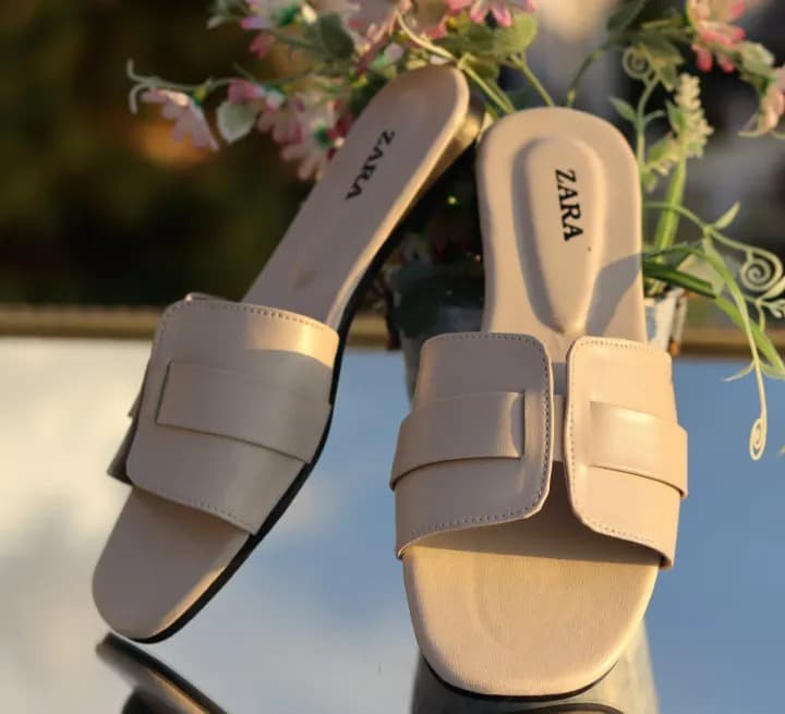 2024 New Women Summer Outside Slippers Peep Toe Outdoor White Sandals