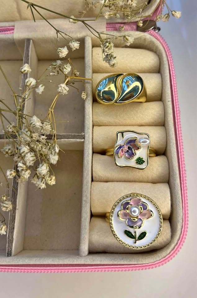 Fancy Rings for Ladies (One piece)