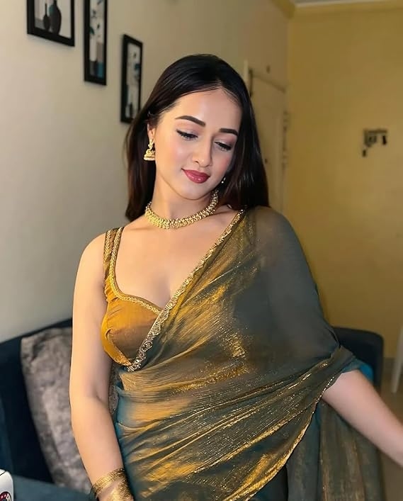 Women's Soft Fandy Silk Saree With Hand Work Lace Boarder & Comes With Unstitched Blouse Piece (Chhaava) 4