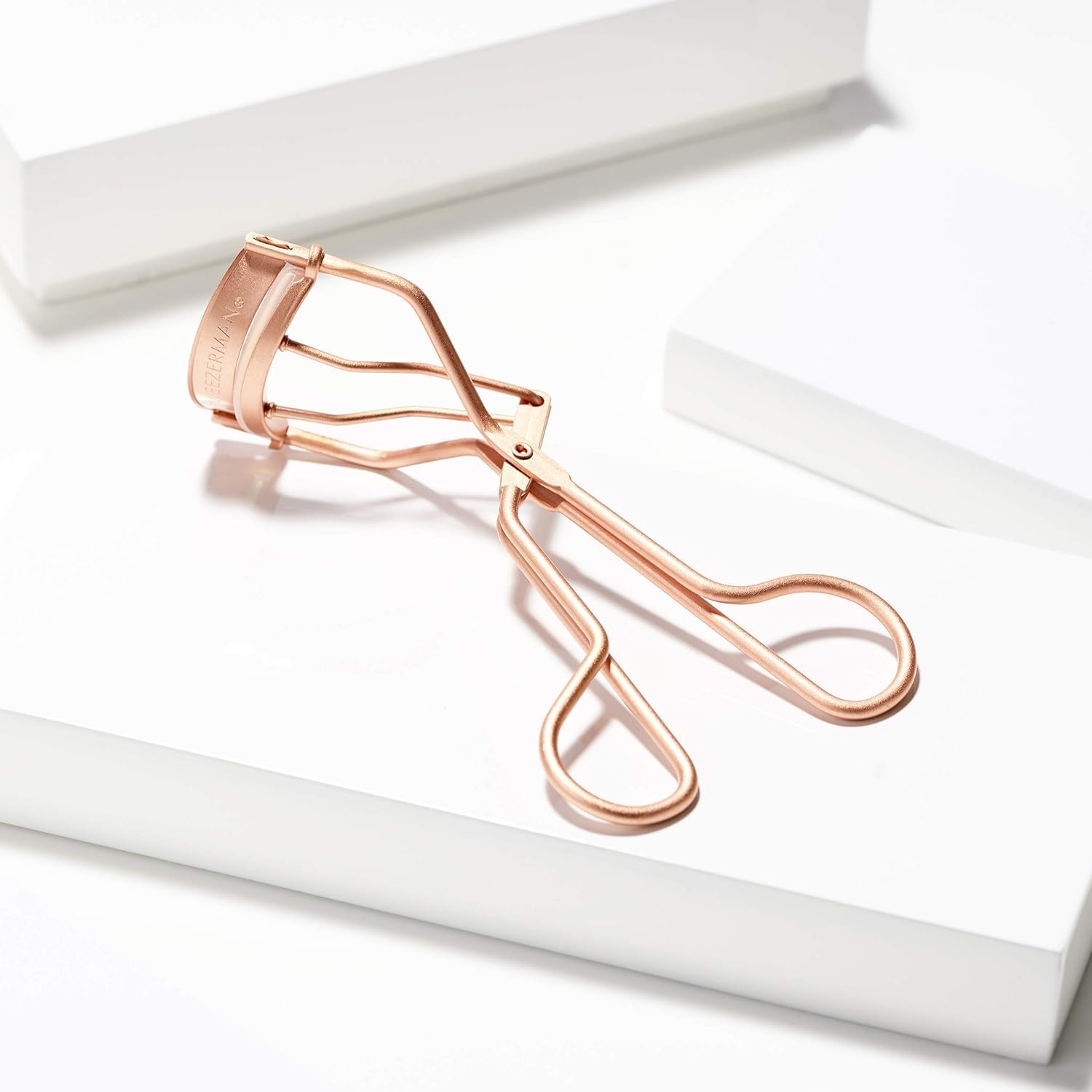 Golden Rose Eyelash Curler 5