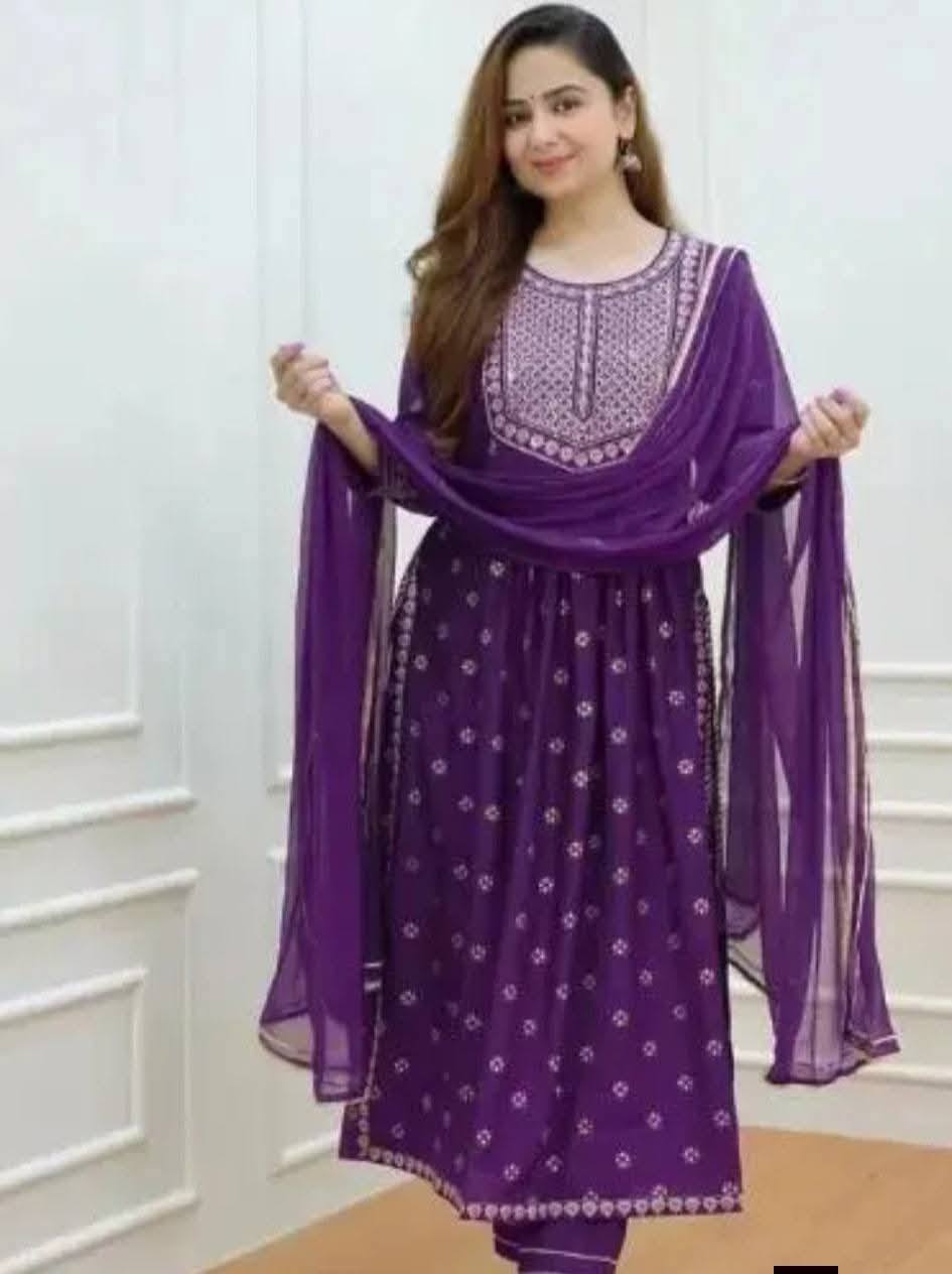 Kurta set with shawal 3 Sets 4