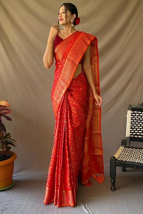 Women's Kanjivaram Patola Silk Handloom Weaving Saree Pure Golden Zari With Blouse Piece