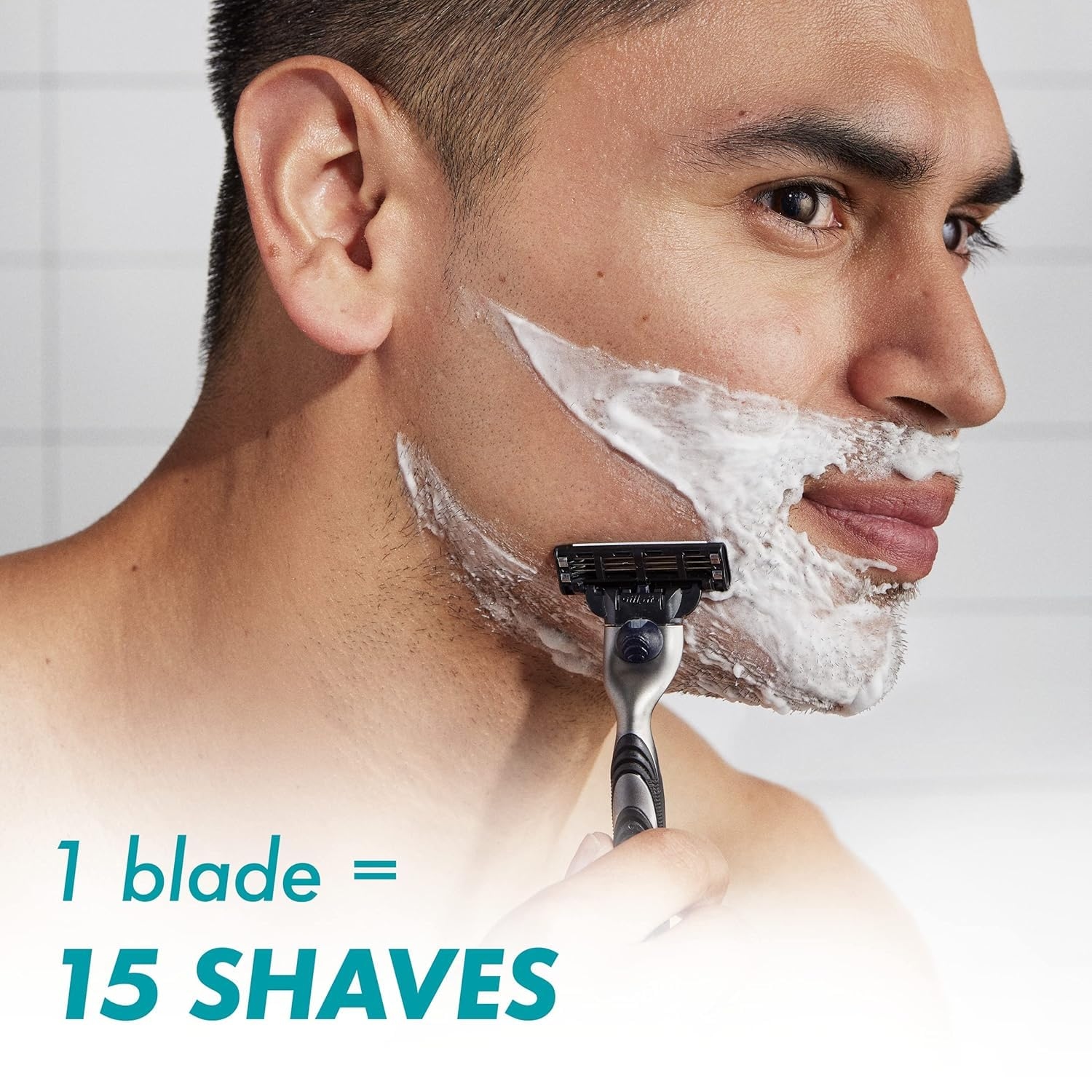 Gillette Mach3 Razor Refills for Men, 8 Razor Blade Refills 3