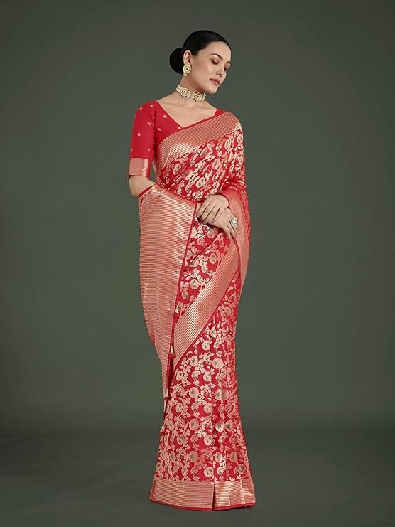 Women's Graceful Banarasi Silk Saree In Classic Zaal Pattern & Rich Zari Woven Pallu comes with Unstitched blouse 1