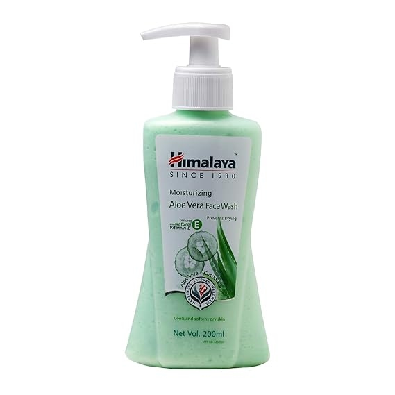 Himalaya Moisturizing Aloe Vera Face Wash, 200ml 1