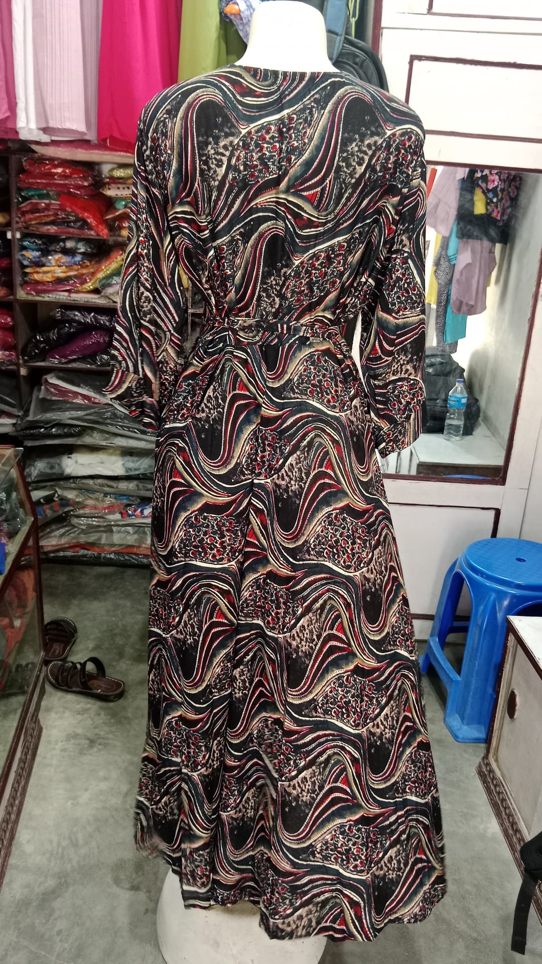 Women's V Neck Floral Dress Summer 2025 Trendy Pleated Boho Flowy Puff Sleeve Maxi Dress 2