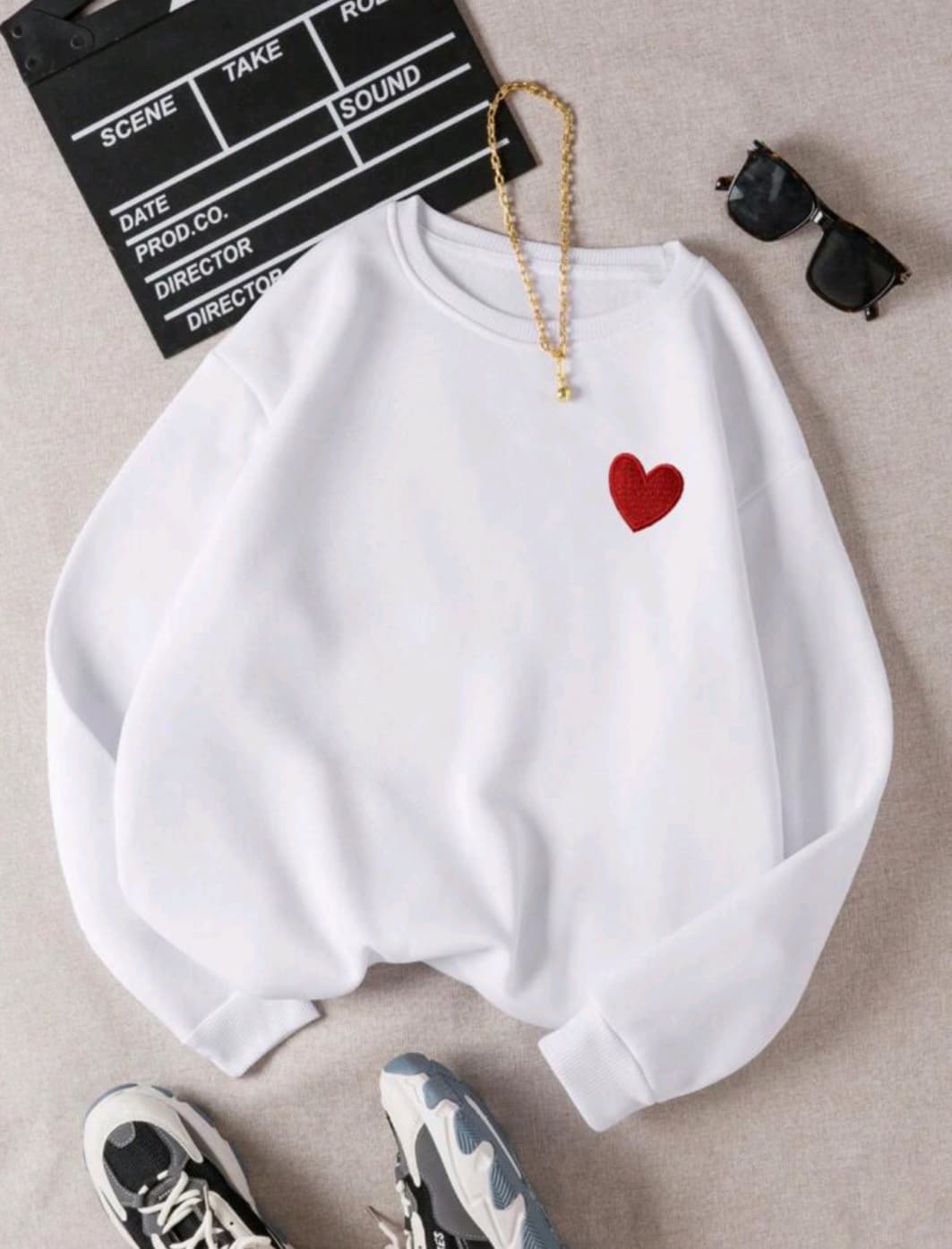 Premium Quality Sweatshirt for women with a heart design