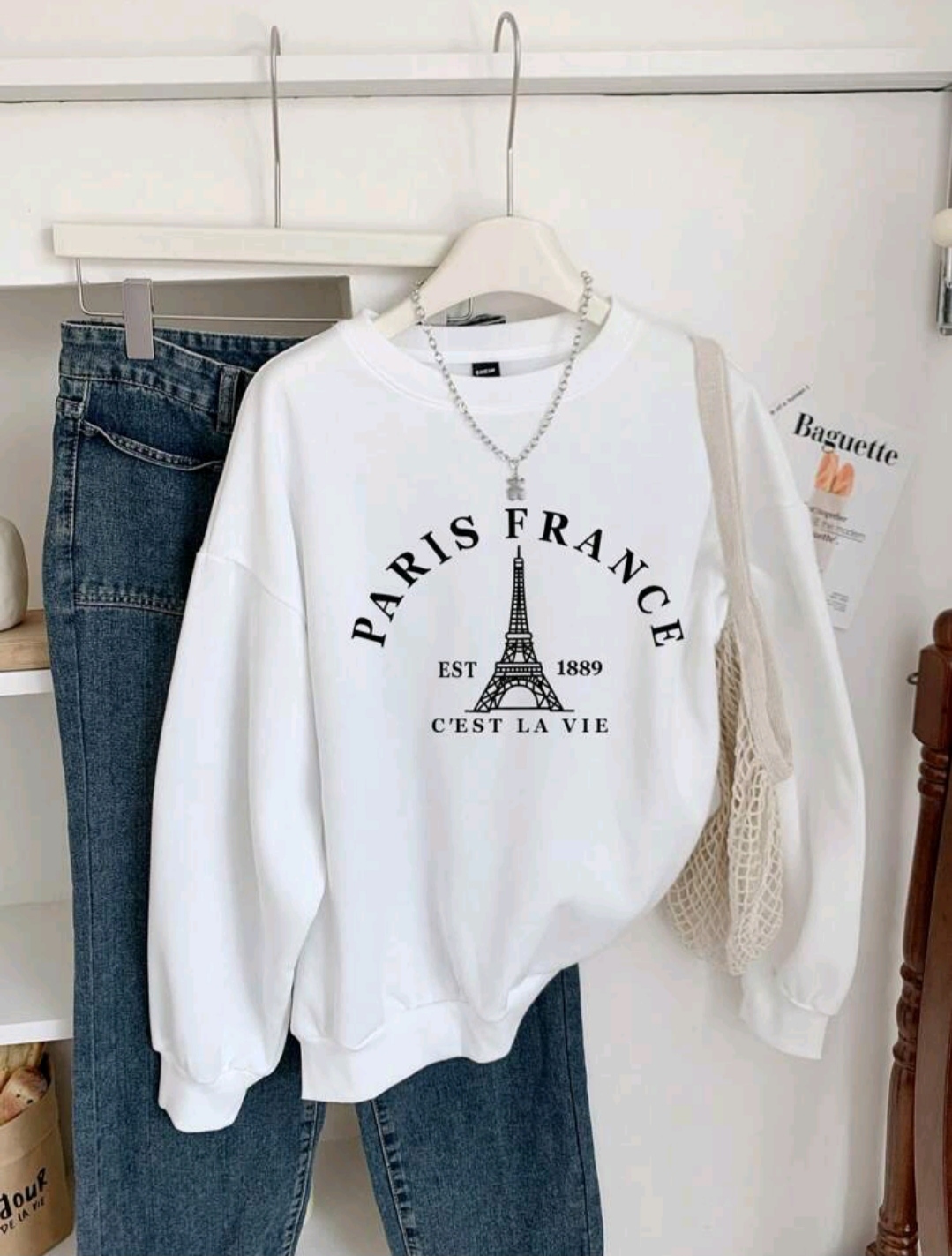 Paris France Graphic Printed Sweatshirt for Women 2