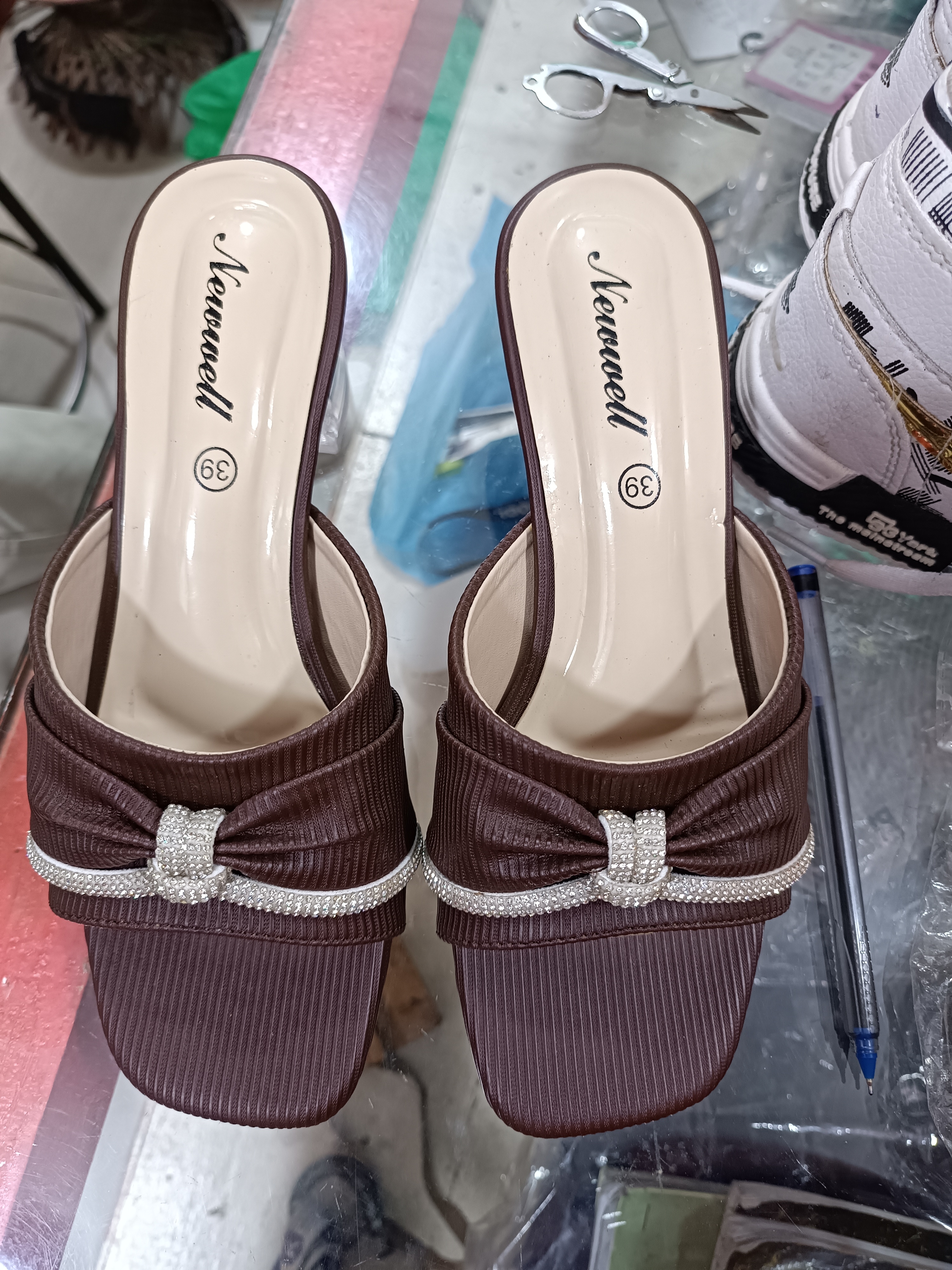 Ladies sandel 1