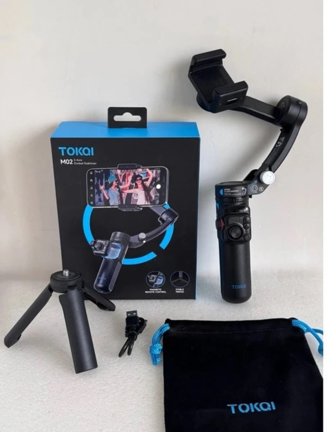 TOKQI M02 Gimbal with 3-Axis Stabilisation, Ai Tracking Features, 360° Rotation, Detachable Remote for Professional Videography and Vlogging 1