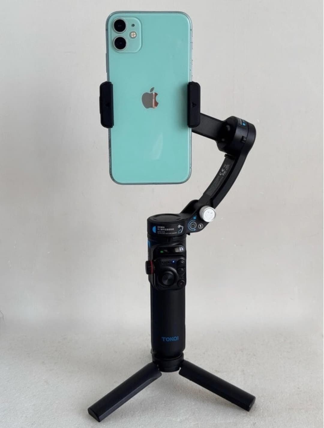 TOKQI M02 Gimbal with 3-Axis Stabilisation, Ai Tracking Features, 360° Rotation, Detachable Remote for Professional Videography and Vlogging 3