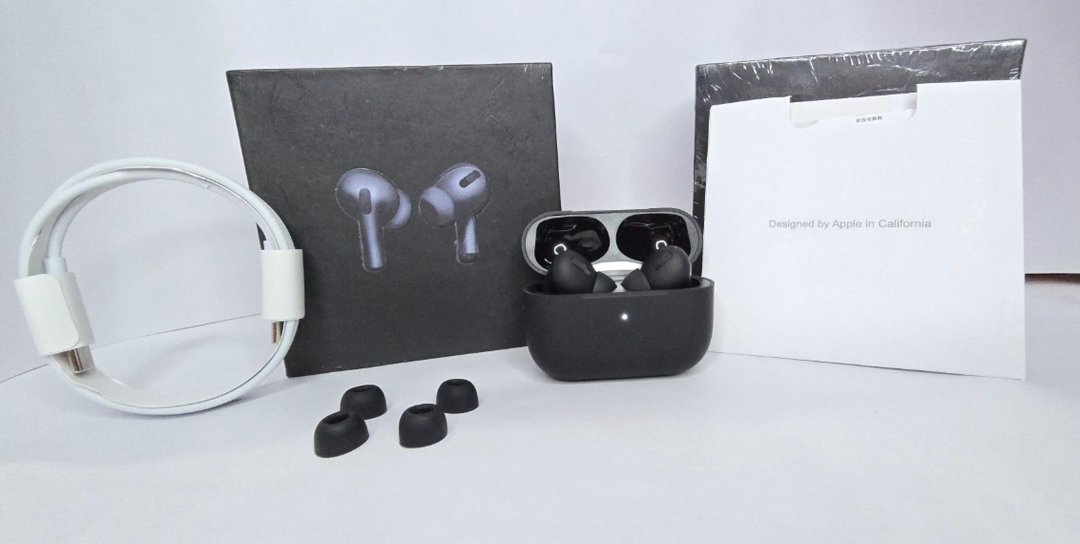 Black Earbud Airpods Pro (2nd Generation).Experience pure audio with Pro 2nd Gen! 2