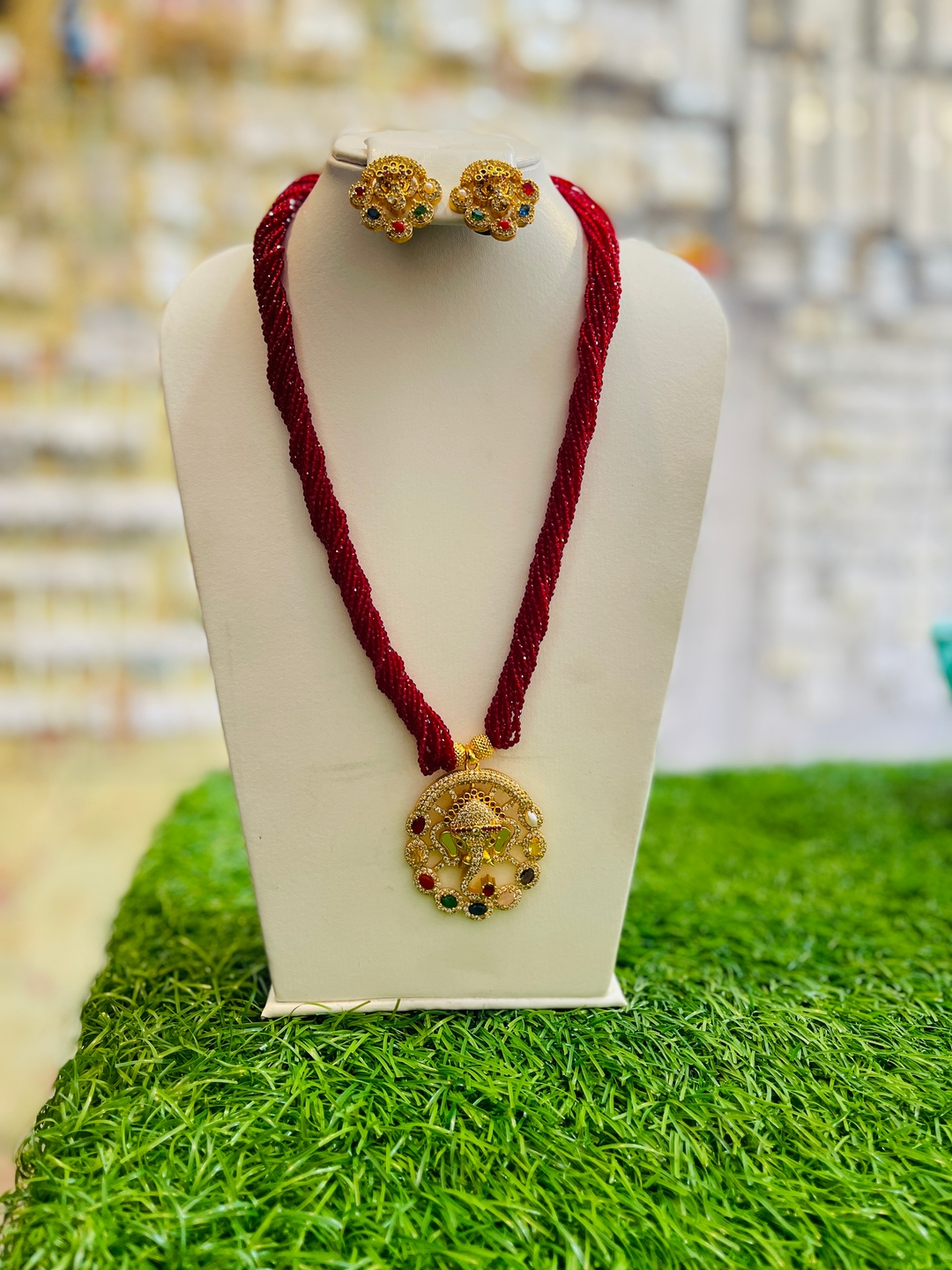 Nawaratna ganesh locket set 1