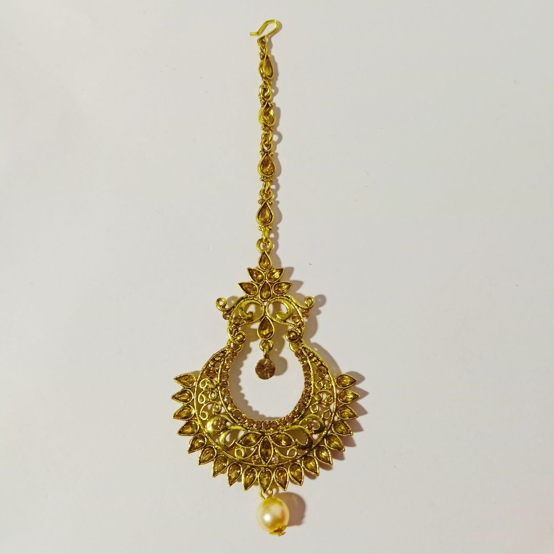 Gold Plated Small Chandbali Designed Maangtika For Women 2