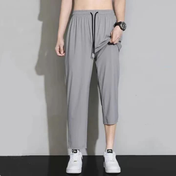 Men's Summer Stretchable Lightweight Loose Fit Trouser. 3