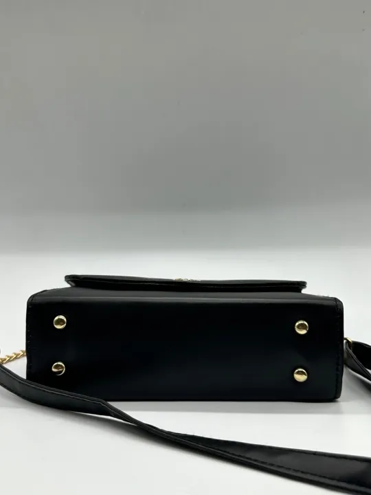 Black Color Crossbody Shoulder Bag With Chain For Women 4