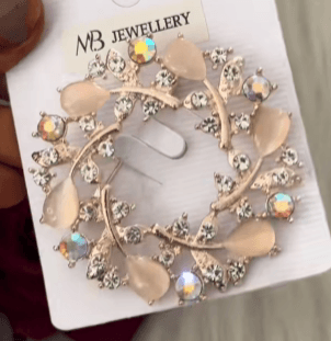 Wreath Saree Brooch for Dress, Blazer, Shawl, Gown - Elegant Wedding Bridal Ladies Jewelry Gift