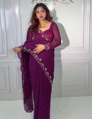Prathwear Most Demanding Wine color in boutique sare 1