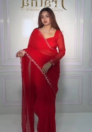 Prathwear saree Red saree Partywear Plane saree , with Blouse Peace