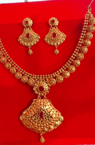 Gold Plated necklace Full garatnted 1