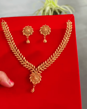 Gold Necklace Guarented Plated