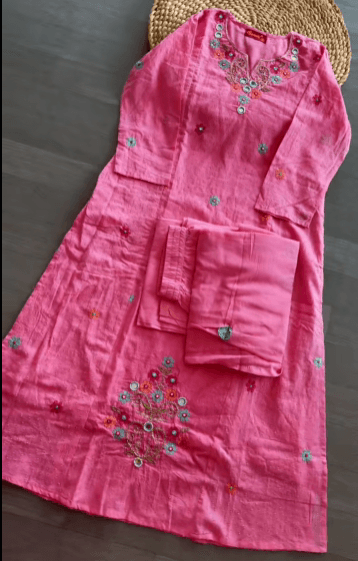 Pink cotton Kurti sets summer Frindly hank work 1