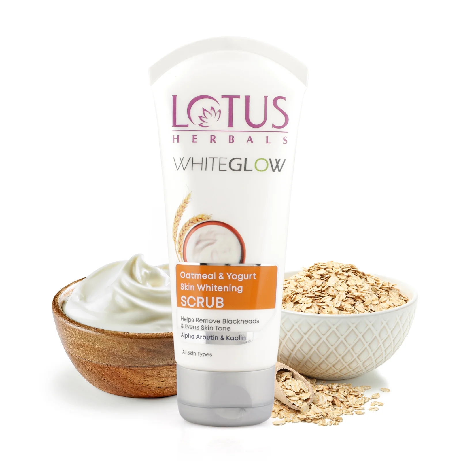 L0tus Herbals WhiteGlow Oatmeal And Yogurt Scrub 1