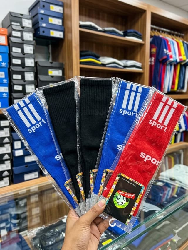 Men's Long Football Socks With White Stripes - Breathable Sports Knee High Stockings