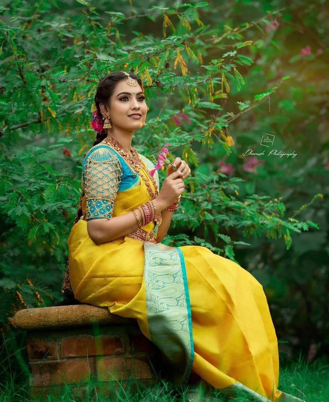 Jacquard Woven Blouse Material Banarasi Saree With Blouse 2