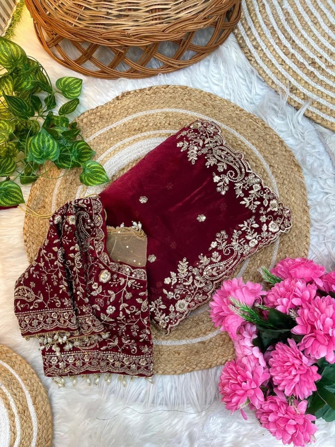 Shivshakti Collection Embroidered Bollywood Jimmy Jimmy Saree (Maroon) 4