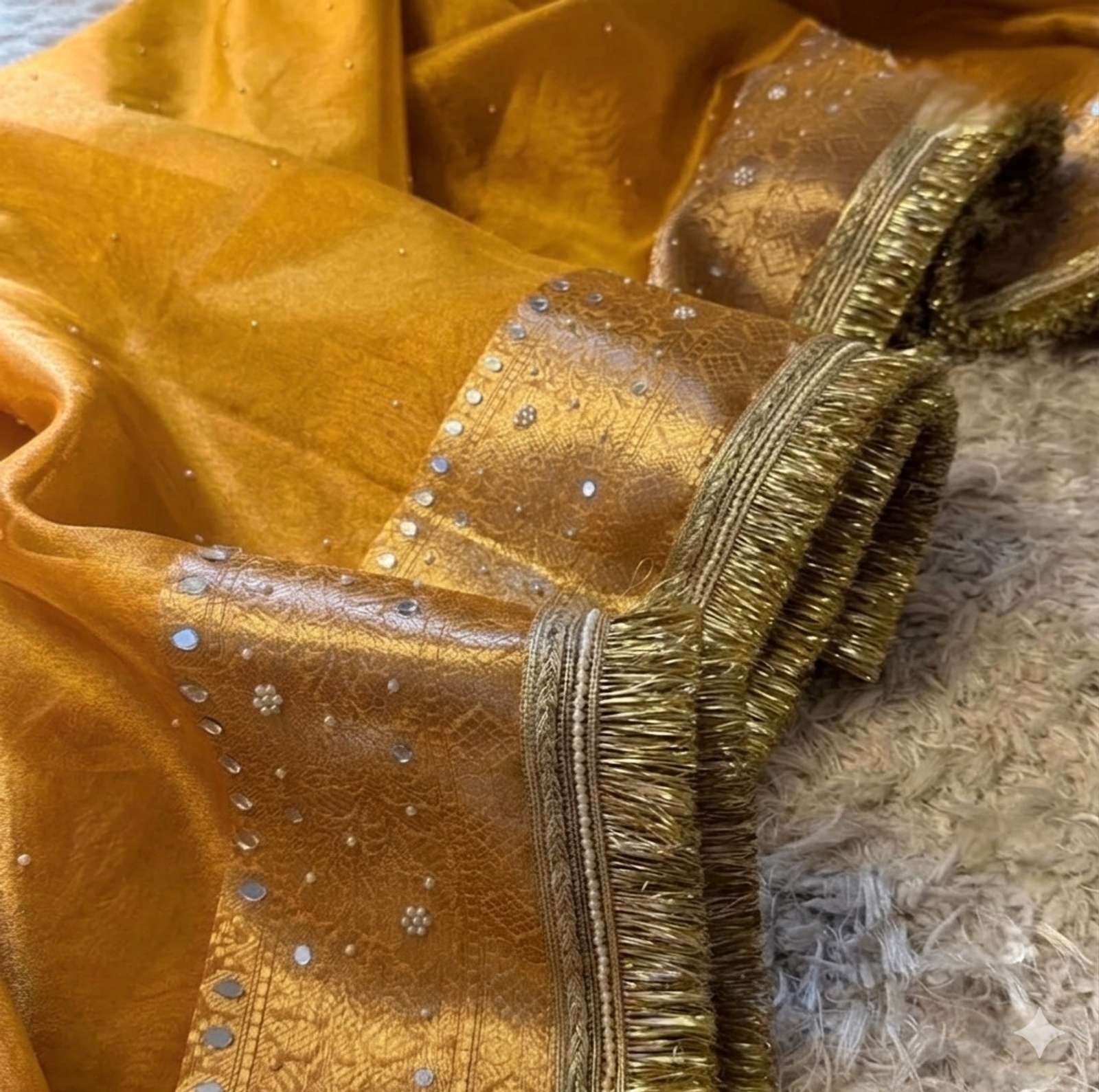 Banaras silk palace Embellished, Woven Banarasi Tissue Saree (Yellow) 2